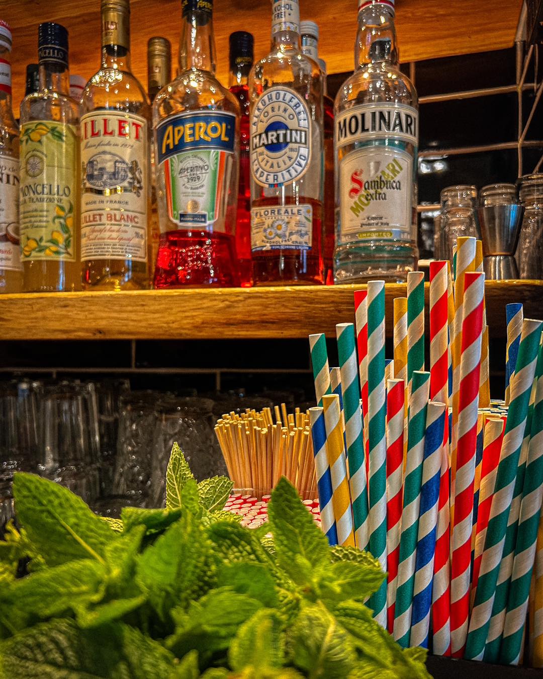 🍹 Cheers auf großartige Drinks! 🍹 Bei Bens Burger Bar erwarten dich nicht nur …